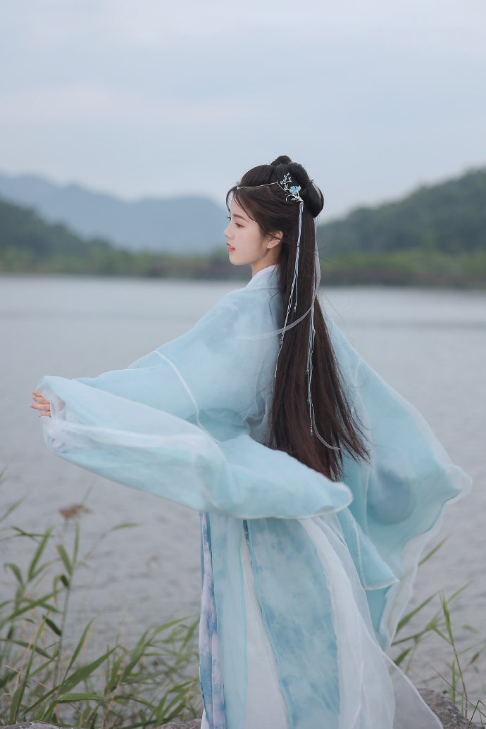葬送的芙莉莲 封面